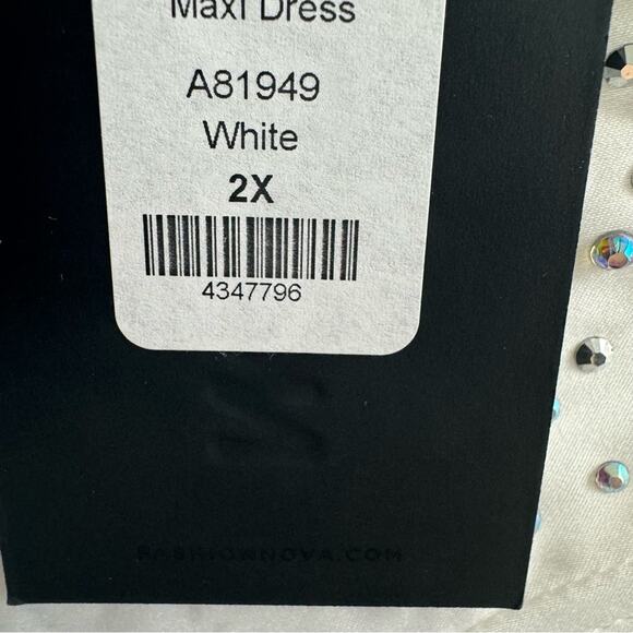 New Fashion Nova Novalux White Studded Strapless Maxi Dress Gown Size 2X - Picture 7 of 8
